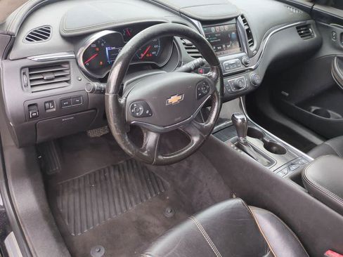 Used 2018 Chevrolet Impala Premier w/ Premier Convenience Package image 2