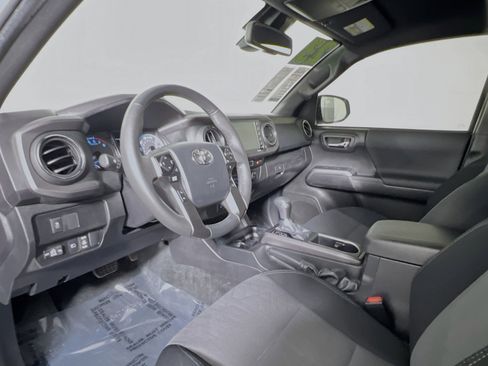 Used 2023 Toyota Tacoma TRD Sport image 30