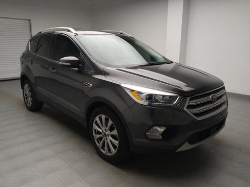 Used 2018 Ford Escape Titanium w/ Ford Safe & Smart Package FWD image 13