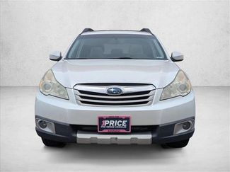 Used 2011 Subaru Outback 3.6R Limited w/ PWR Moonroof Pkg AWD/4WD video 2
