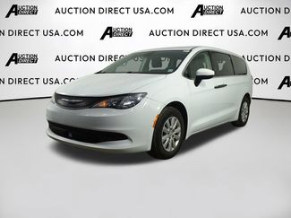 Used 2021 Chrysler Voyager L FWD 360° Tour