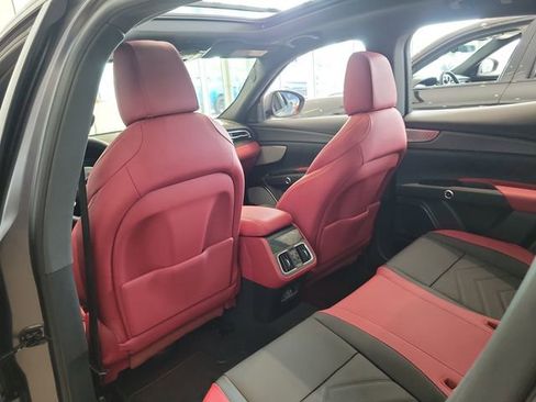 New 2025 Maserati Grecale Trofeo image 10