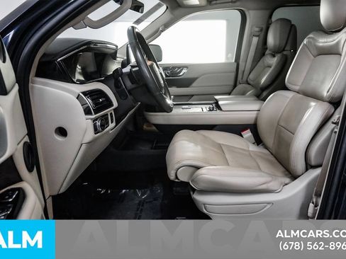 Used 2021 Lincoln Navigator Reserve w/ Luxury Package AWD/4WD image 11