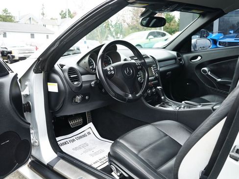 Used 2007 Mercedes-Benz SLK 55 AMG image 11