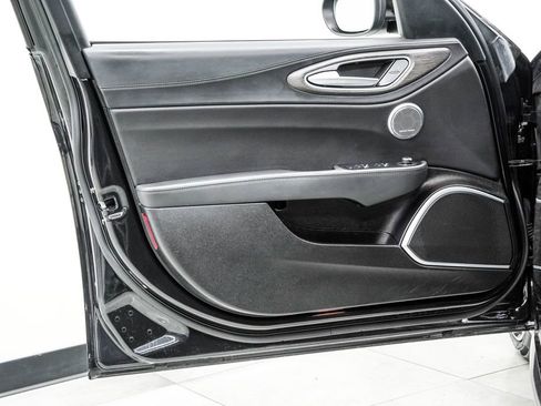 Used 2023 Alfa Romeo Giulia Ti image 41