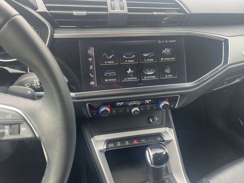 Used 2025 Audi Q3 2.0T Premium image 26