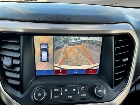 Used 2017 GMC Acadia Denali w/ Technology Package AWD/4WD image 18