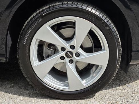 Certified 2025 Audi Q5 Premium Plus w/ Premium Plus image 16