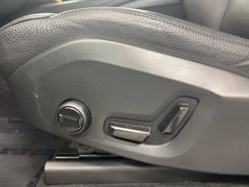Used 2023 Volvo XC90 B6 Plus AWD/4WD image 21