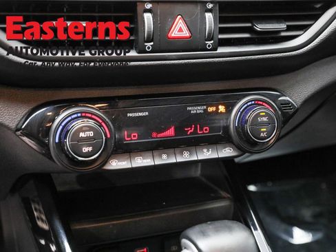 Used 2023 Kia Forte GT-Line image 20