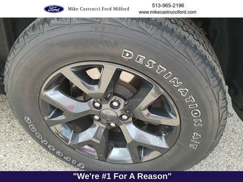 Used 2020 Jeep Cherokee Latitude AWD/4WD image 6