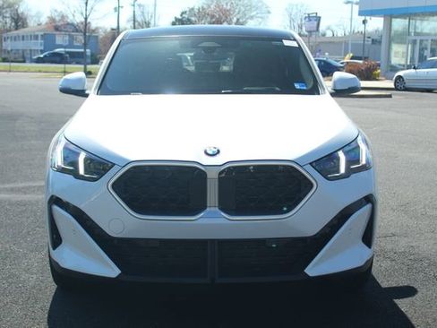 New 2026 BMW X2 xDrive28i w/ Technology Package image 2