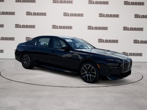 Certified 2026 BMW 750e xDrive AWD/4WD image 7