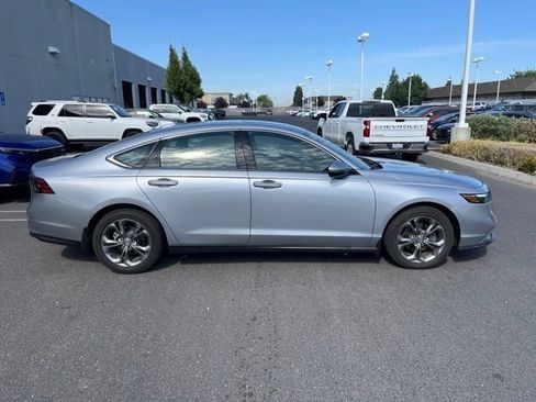 Used 2023 Honda Accord EX image 3