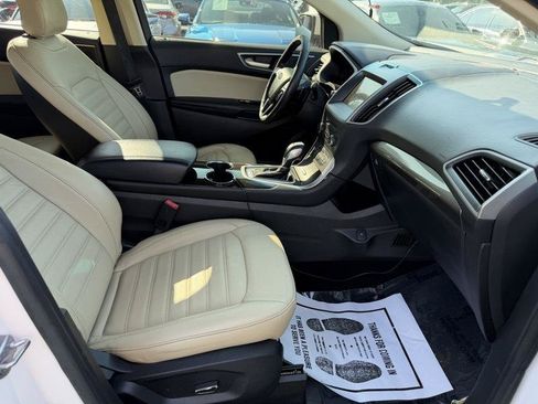 Used 2018 Ford Edge SEL w/ Equipment Group 201A FWD image 29