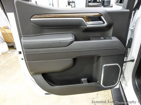 Used 2025 GMC Sierra 1500 Elevation w/ Preferred Package AWD/4WD image 22