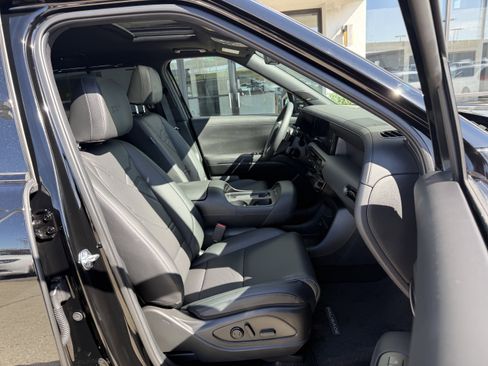 Certified 2026 Hyundai Palisade XRT Pro image 24