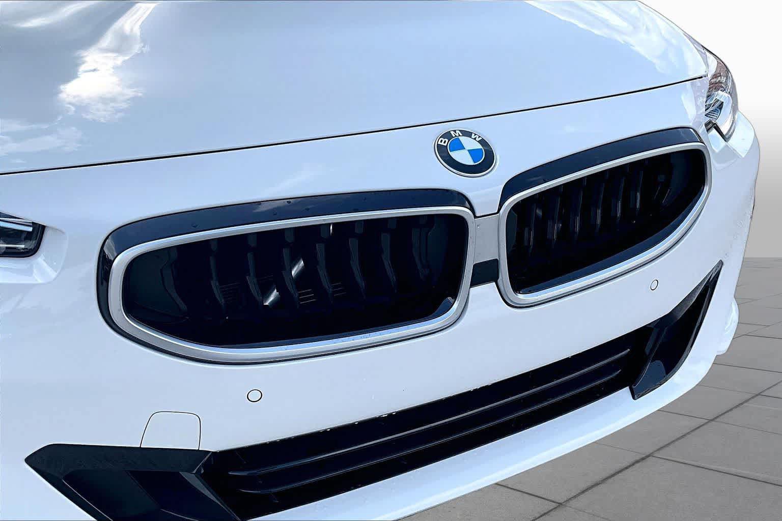 Used 2026 BMW 230i Coupe w/ Convenience Package RWD image 28