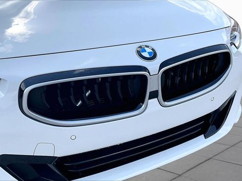 Used 2026 BMW 230i Coupe w/ Convenience Package RWD image 28