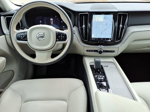 Certified 2023 Volvo XC60 B5 Plus image 13