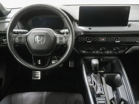 Used 2025 Honda Accord Sport image 20