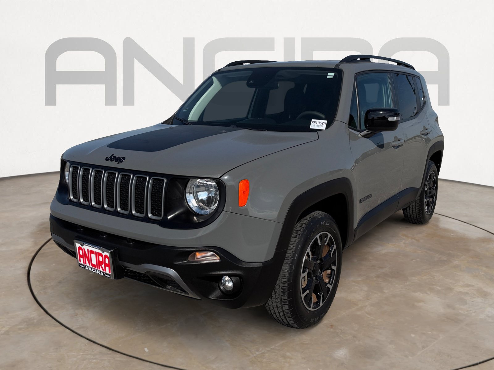 Used 2023 Jeep Renegade Latitude AWD/4WD image 7