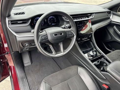 Used 2023 Jeep Grand Cherokee L Laredo RWD image 37