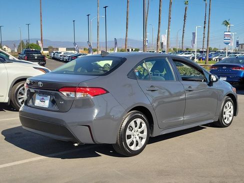 Used 2024 Toyota Corolla LE FWD image 4