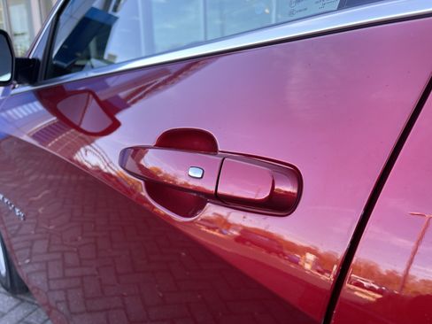 Used 2025 Chevrolet Malibu LT image 13