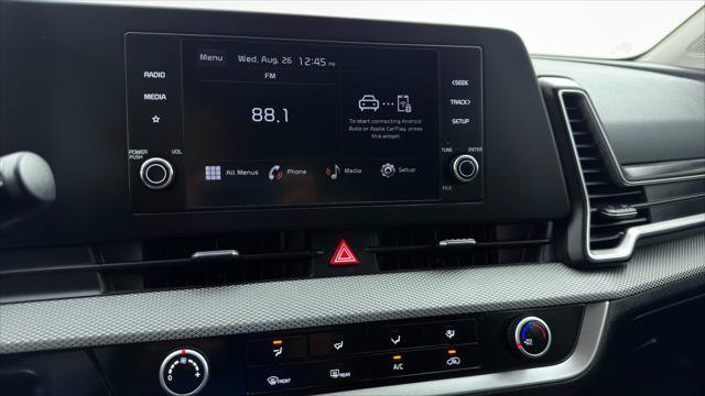 Used 2025 Kia Sportage LX FWD image 29