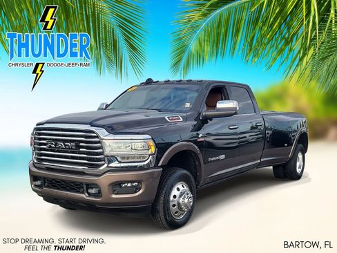 Used 2022 RAM 3500 Limited AWD/4WD image 2