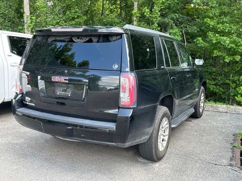 Used 2017 GMC Yukon SLT w/ HD Trailering Package AWD/4WD image 11