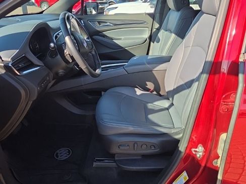 Used 2022 Buick Enclave Premium w/ Surround and Sites Package image 14