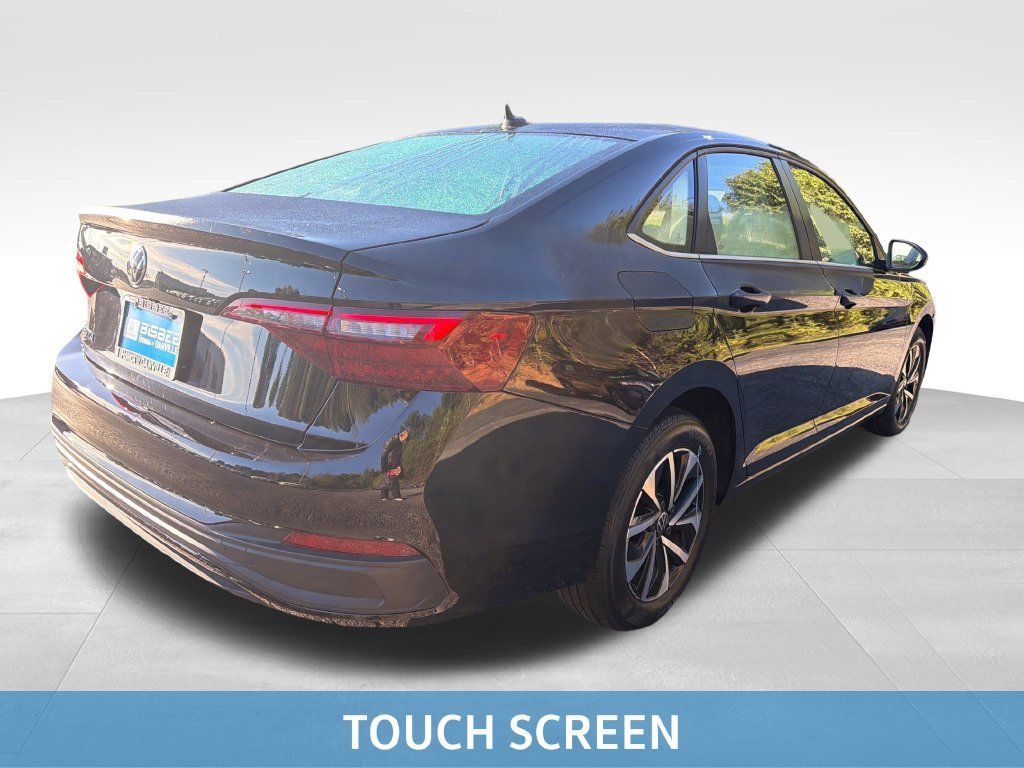 Used 2024 Volkswagen Jetta S FWD image 8