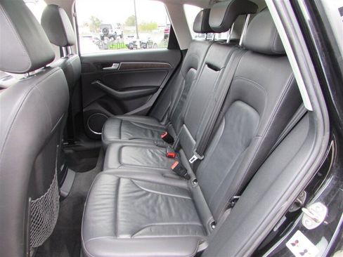 Used 2016 Audi Q5 2.0T Premium Plus w/ Technology Package image 13