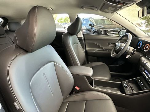 Used 2026 Hyundai Kona SEL Premium FWD image 26