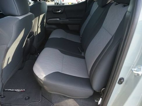 Used 2023 Toyota Tacoma TRD Sport w/ Technology Package RWD image 12