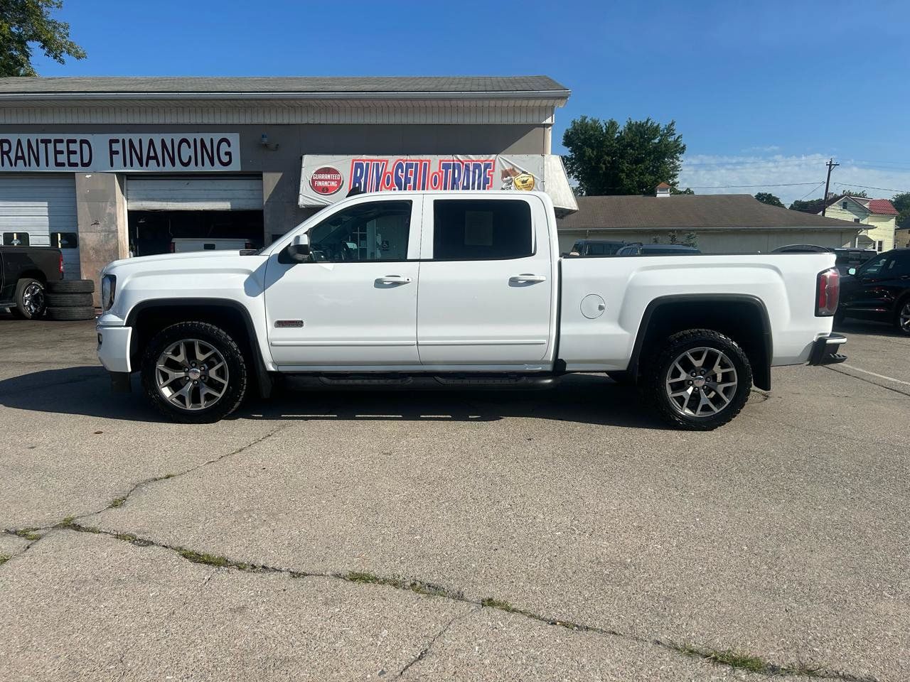 Used 2018 GMC Sierra 1500 SLT AWD/4WD image 4