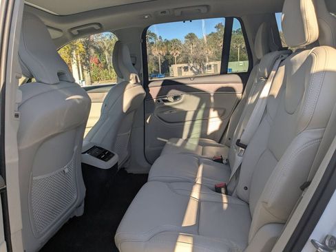 New 2026 Volvo XC90 B6 Ultra w/ Protection Package AWD/4WD image 18