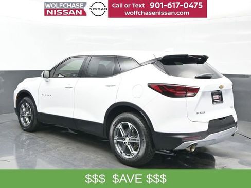 Used 2023 Chevrolet Blazer LT FWD image 3