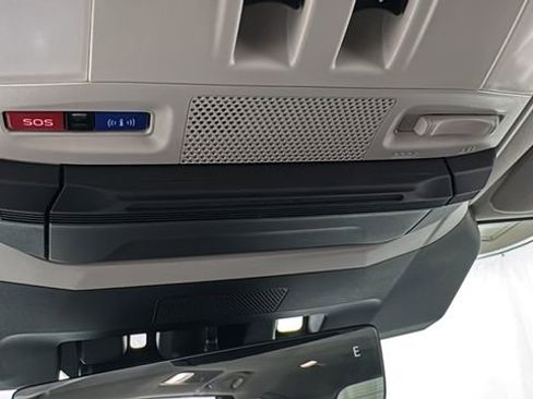 New 2026 Subaru Ascent Touring image 31