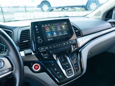 Used 2022 Honda Odyssey Touring image 14