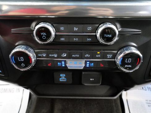 Used 2021 Ford F150 Lariat w/ Equipment Group 501A Mid AWD/4WD image 30