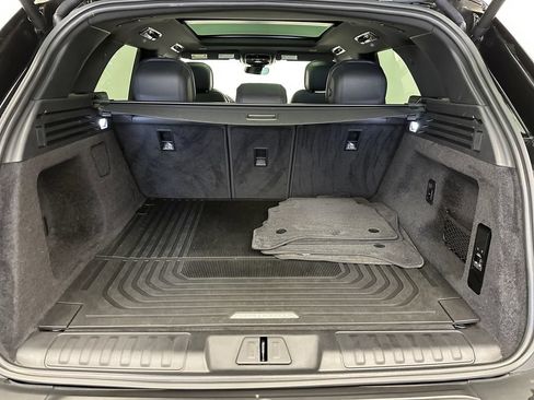 Used 2024 Land Rover Range Rover Sport SE AWD/4WD image 17