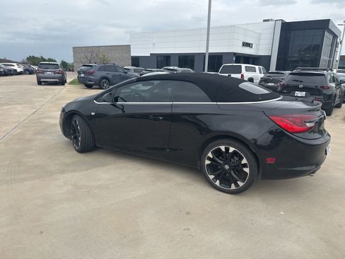Used 2019 Buick Cascada Sport Touring w/ Dark Effects Package image 17