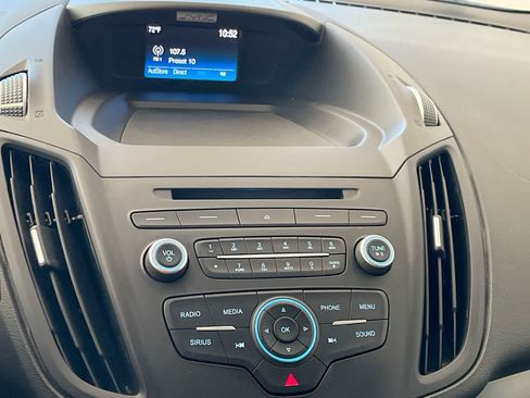 Used 2017 Ford Escape SE AWD/4WD image 16