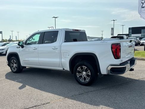 Used 2025 GMC Sierra 1500 SLT AWD/4WD image 3