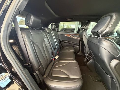 Used 2020 Lincoln Nautilus Reserve w/ Equipment Group 201A FWD image 18