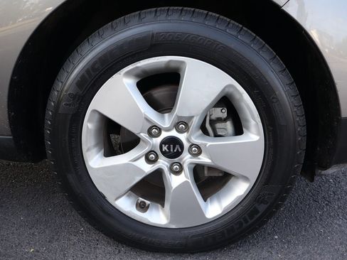 Used 2018 Kia Soul w/ Convenience Package FWD image 43