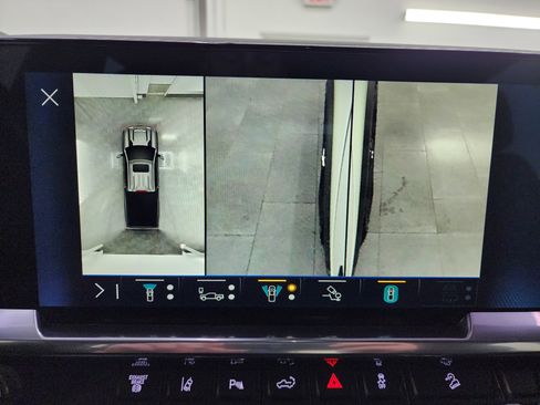 Used 2024 Chevrolet Silverado 2500 LT w/ Z71 Sport Edition image 59